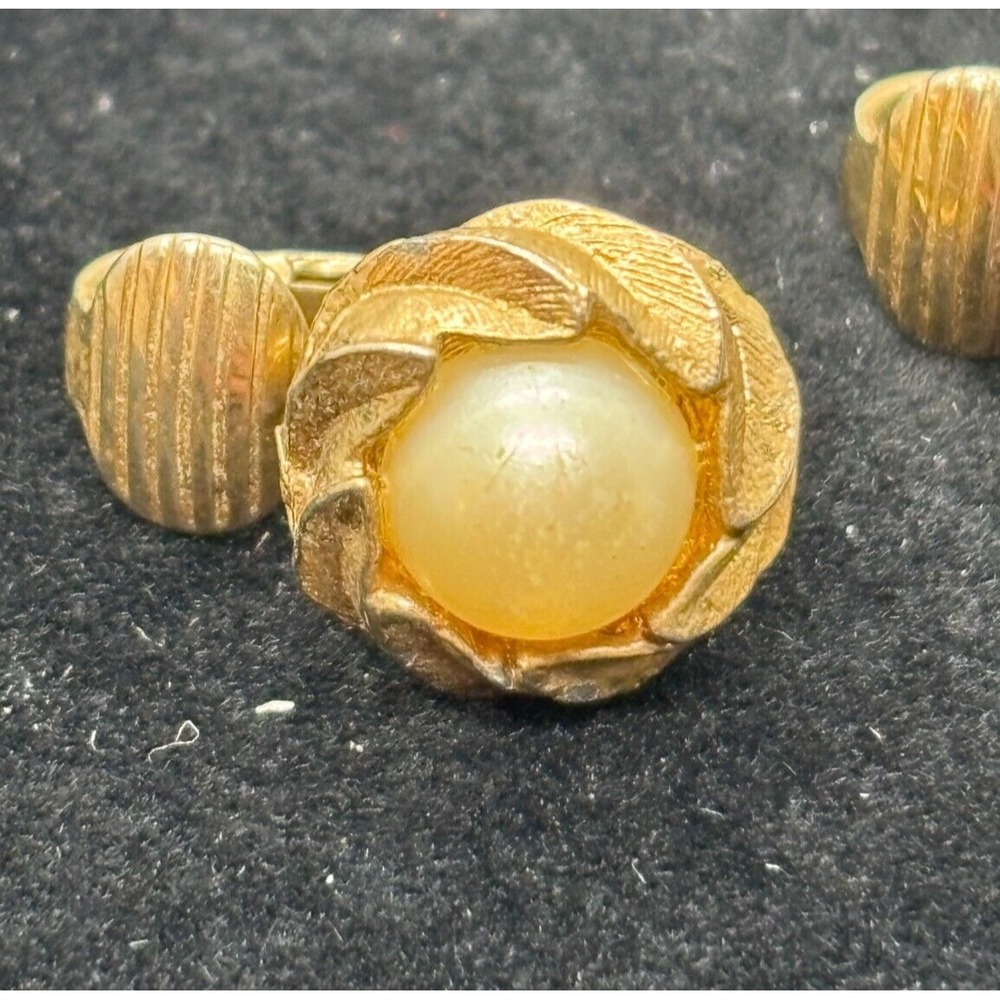 Earrings Gold Tone With Dainty Pearl Granny Chic‎ Vintage Clip On - Picture 3 of 6